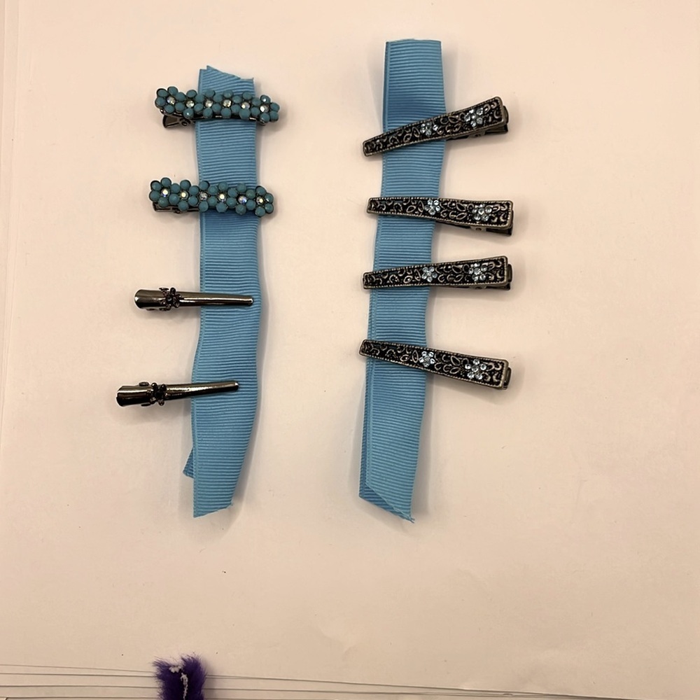 Vintage Hair Clips with Turquoise Floral Design Alligator Clips 8 Assortment